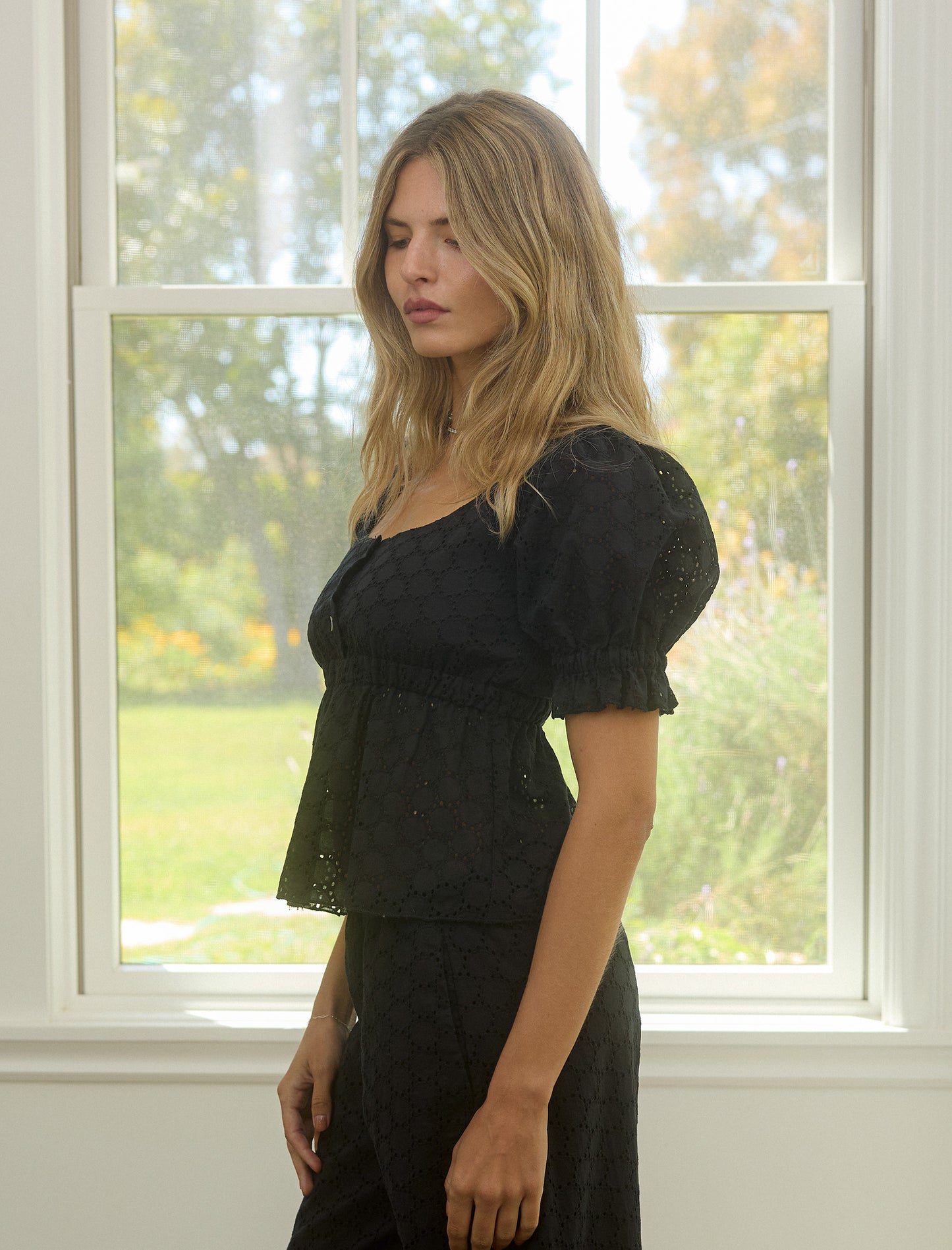 The Lille Blouse in Blackberry