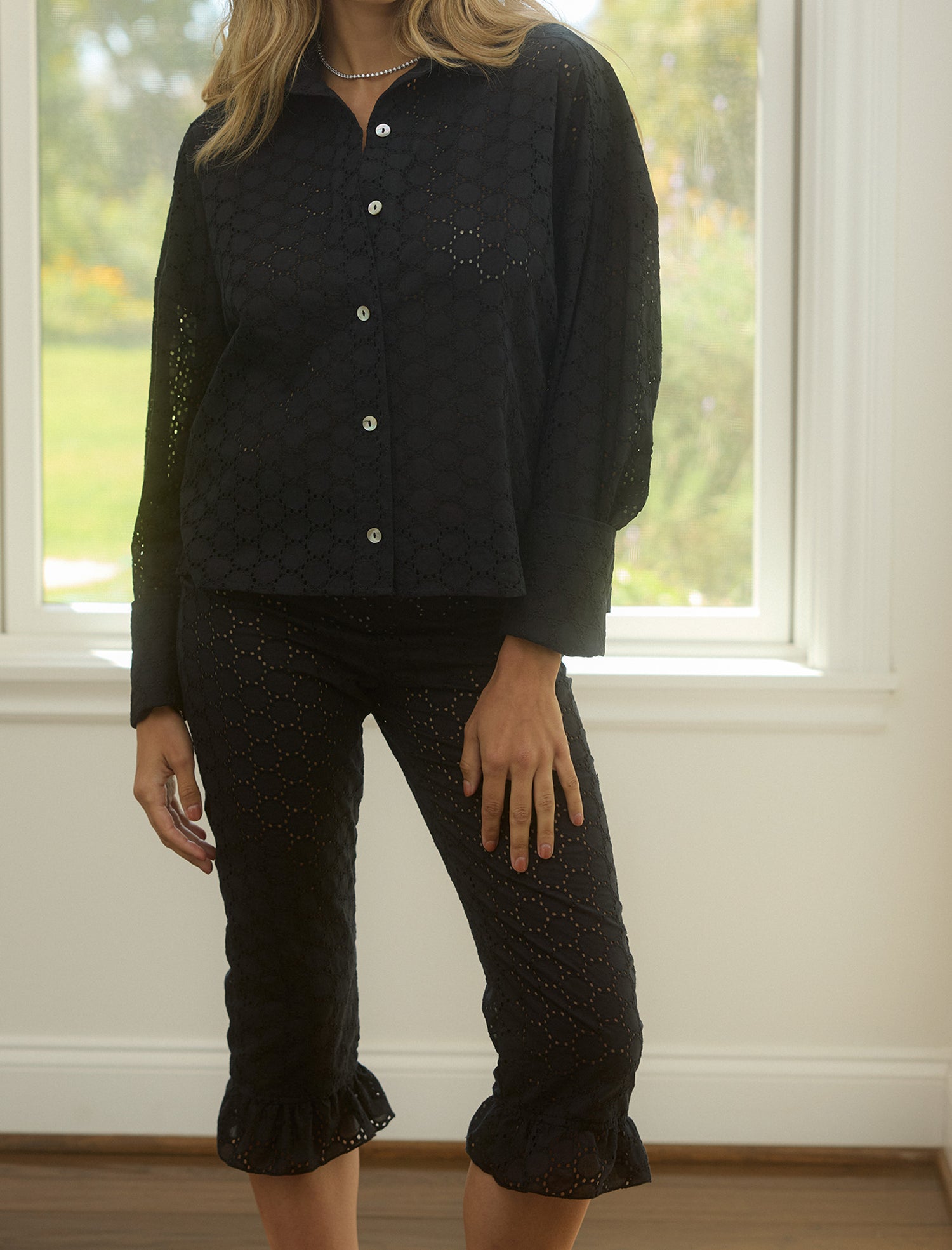 Cove’s Capri Pant in Blackberry