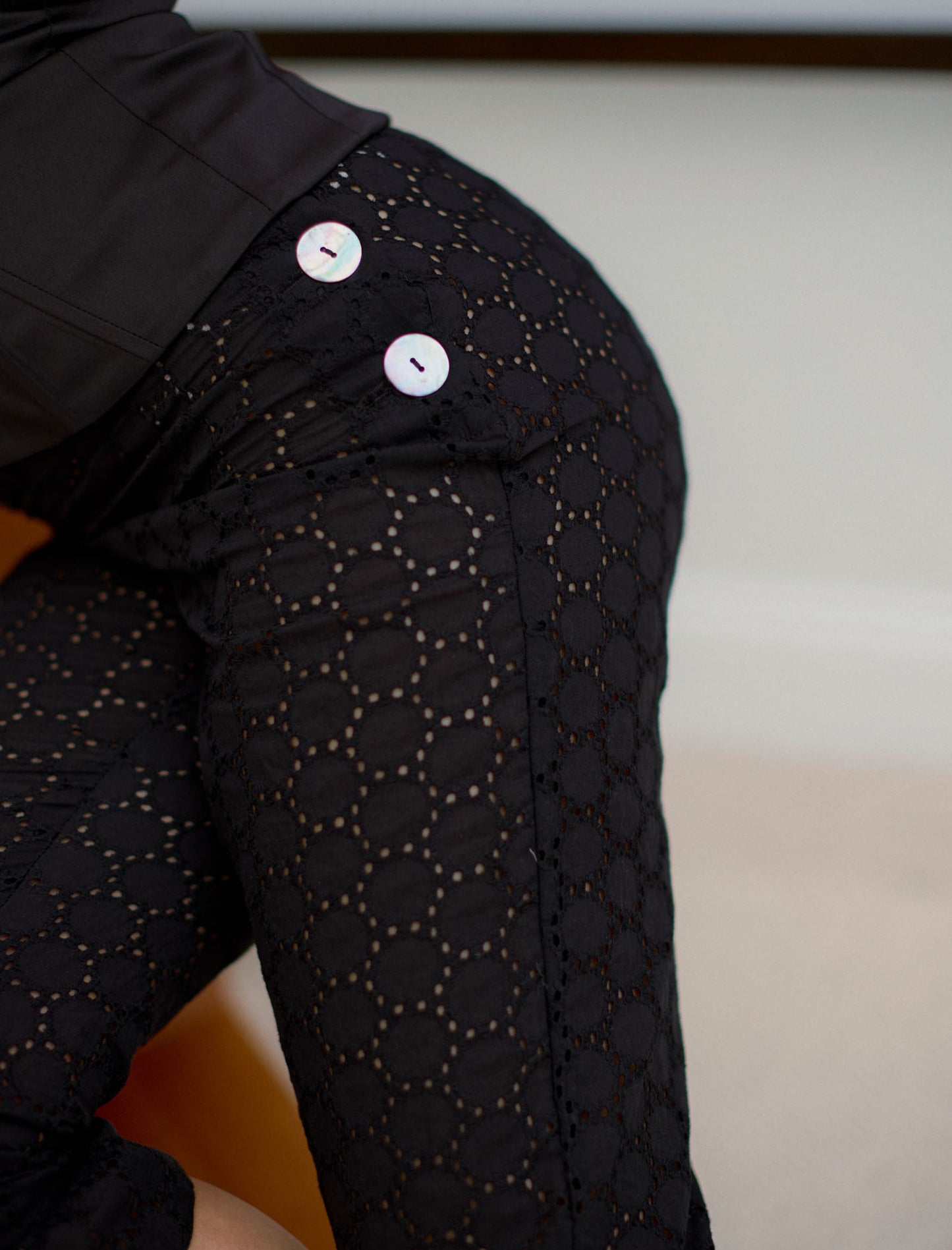 Cove’s Capri Pant in Blackberry