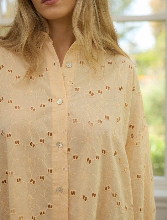 The Sunday Shirt in Sweet Peach